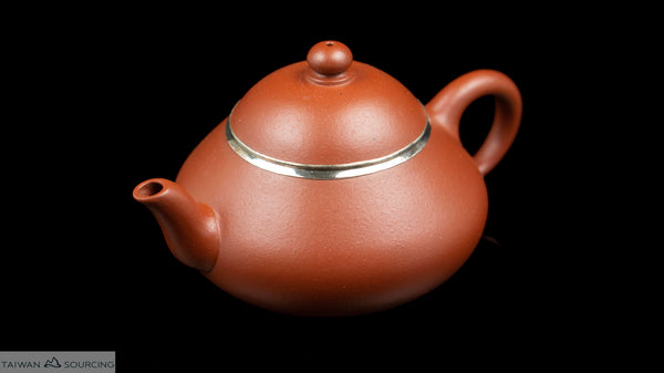 Classical Pear Shape Teapot